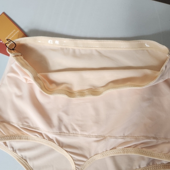 Werena Womens Beige High-Waisted Tummy Control Shapewear Thong |M| |4-6| - Picture 6 of 6